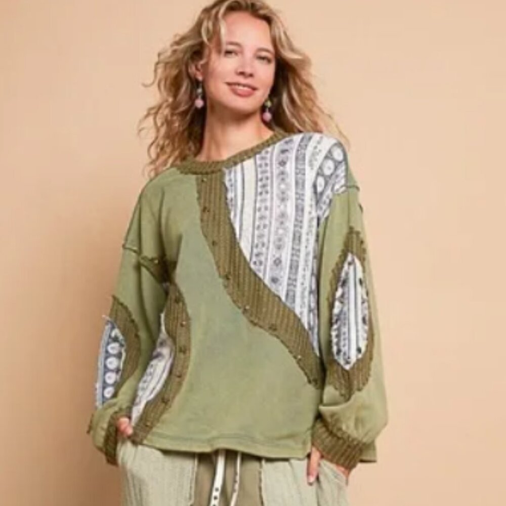 POL NWT Olive Green White Star Stud Embellished Sweater Tunic Sweatshirt Size M